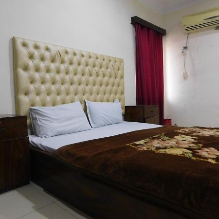 Hotel Humera Bahawalpur Bagian luar foto