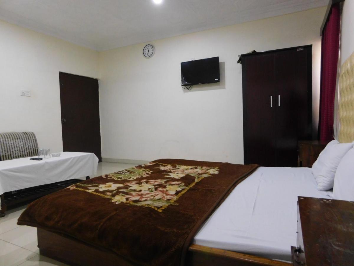 Hotel Humera Bahawalpur Bagian luar foto